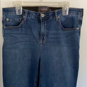Torrid 18R Sky High Skinny